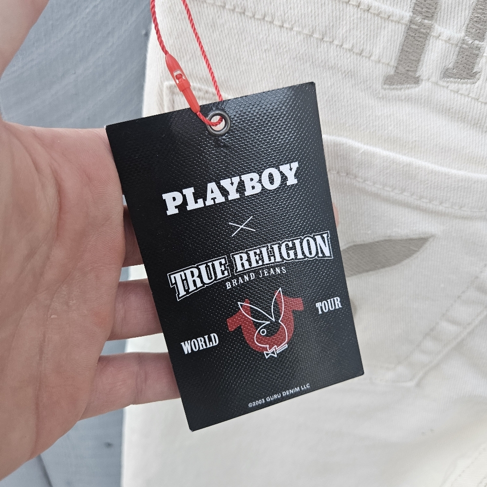 True Religion x Playboy Embroidered '90s Straight Leg Jeans - Picture 11 of 11
